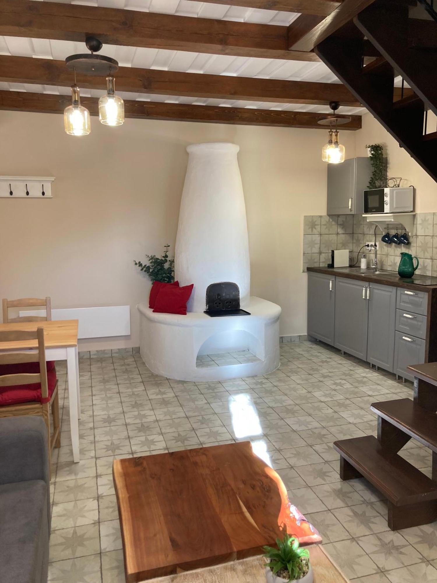 Aparthotel Zsoka Fogadoja Szentantalfa Exteriér fotografie